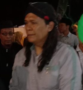 Abah Siswono atau pria eksentrik yang akrab disapa KH Abah Gondrong