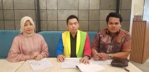 Dr. ANDRY CHRISTIAN, S.H., M.H., S.Kom., M.Th., C.Md., CLA, ASP, ASKC.